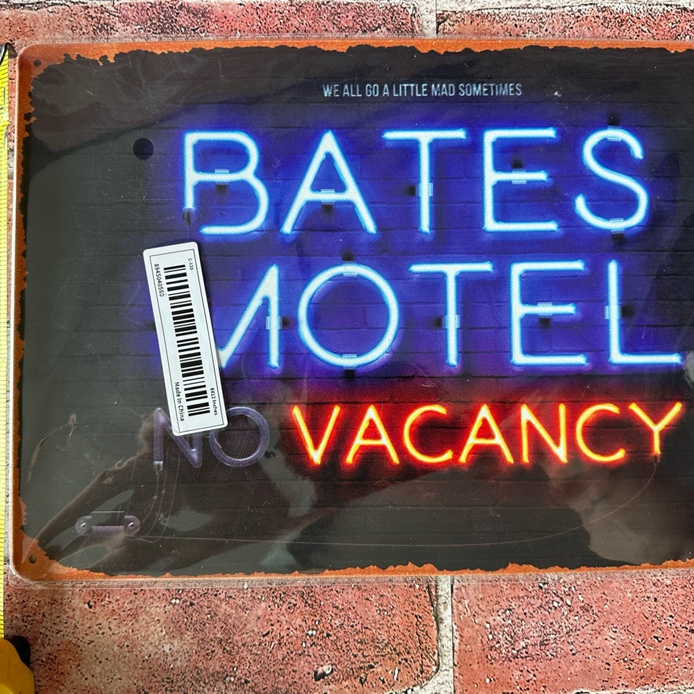 Metal Bates Motel Sign